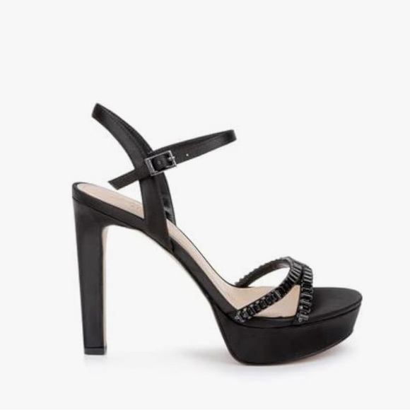 Badgley Mischka Jewel Gallant Platform Black Sandal(Size 5) - Picture 1 of 8